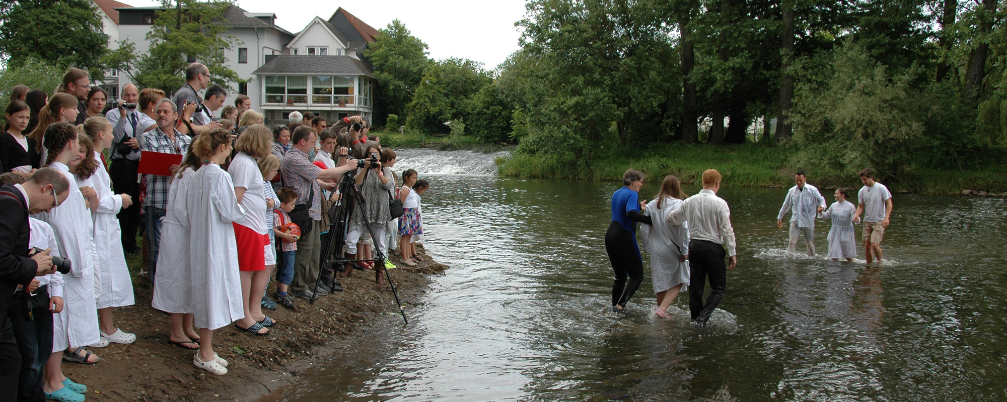 Foto Taufe in der Lahn